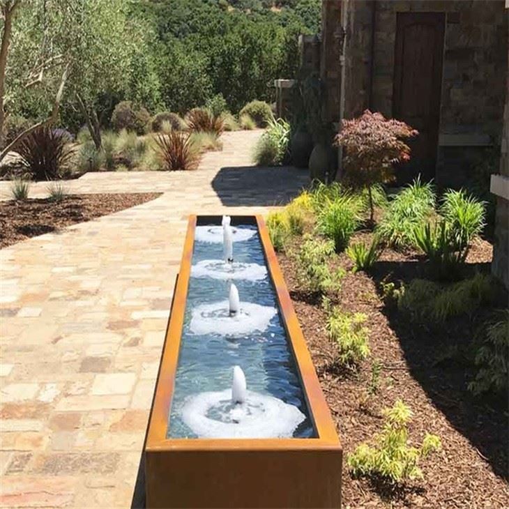 Corten Steel Water Feature Eye-catching