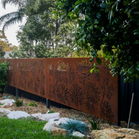 Outdoor Divider